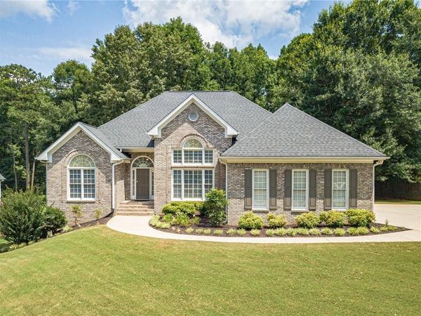 1114 Maple Creek Ridge, Loganville, GA 30052