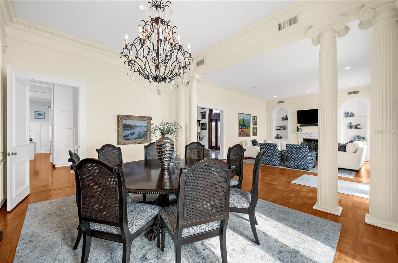 810 Eldorado Avenue, Clearwater Beach, FL 33767 Photo