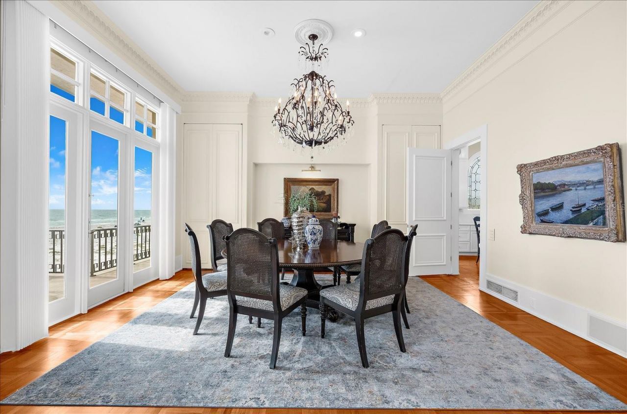 810 Eldorado Avenue, Clearwater Beach, FL 33767 Photo