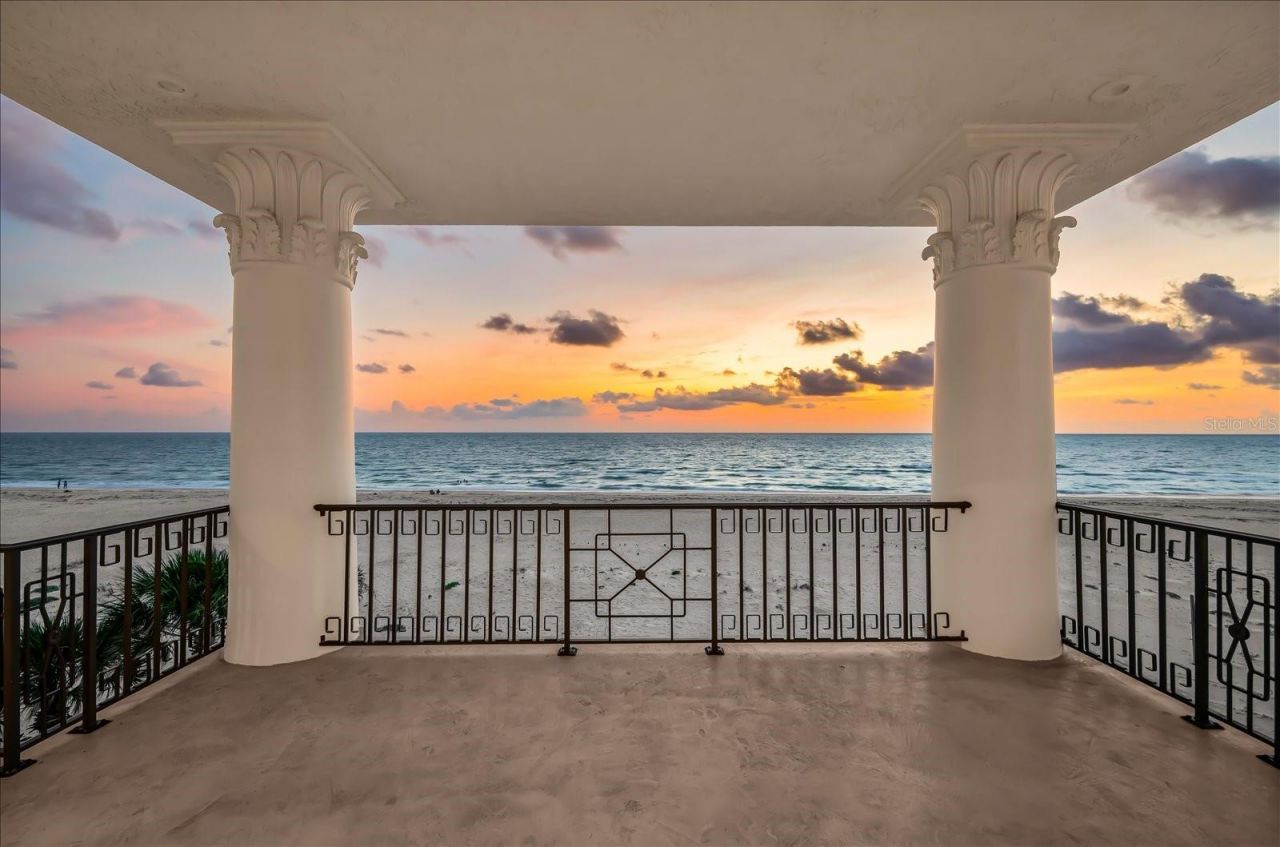 810 Eldorado Avenue, Clearwater Beach, FL 33767 Photo