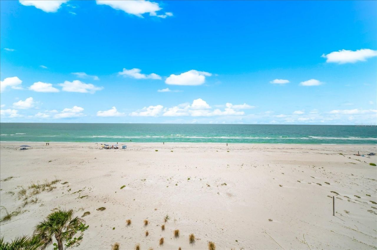 810 Eldorado Avenue, Clearwater Beach, FL 33767 Photo