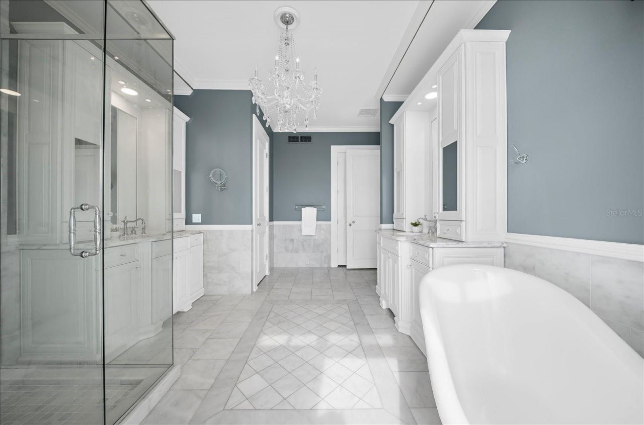 810 Eldorado Avenue, Clearwater Beach, FL 33767 Photo
