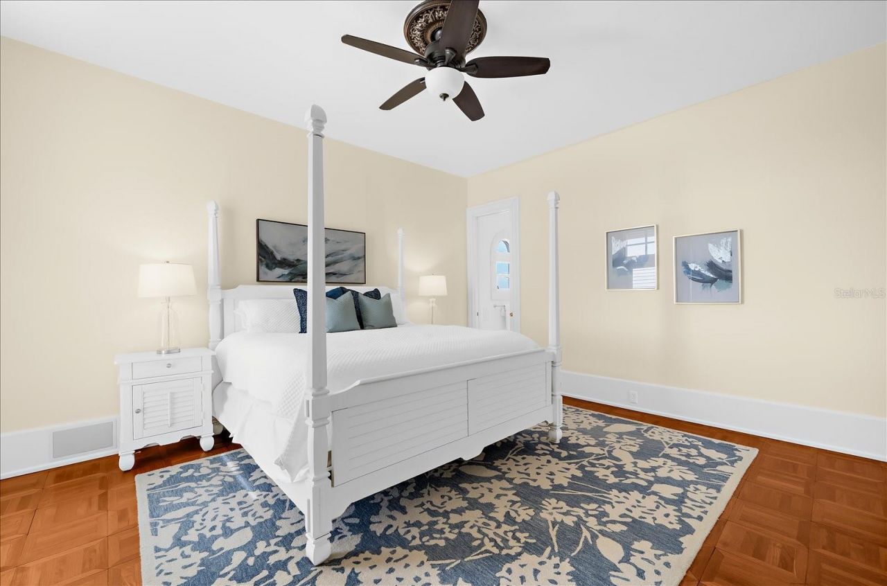 810 Eldorado Avenue, Clearwater Beach, FL 33767 Photo