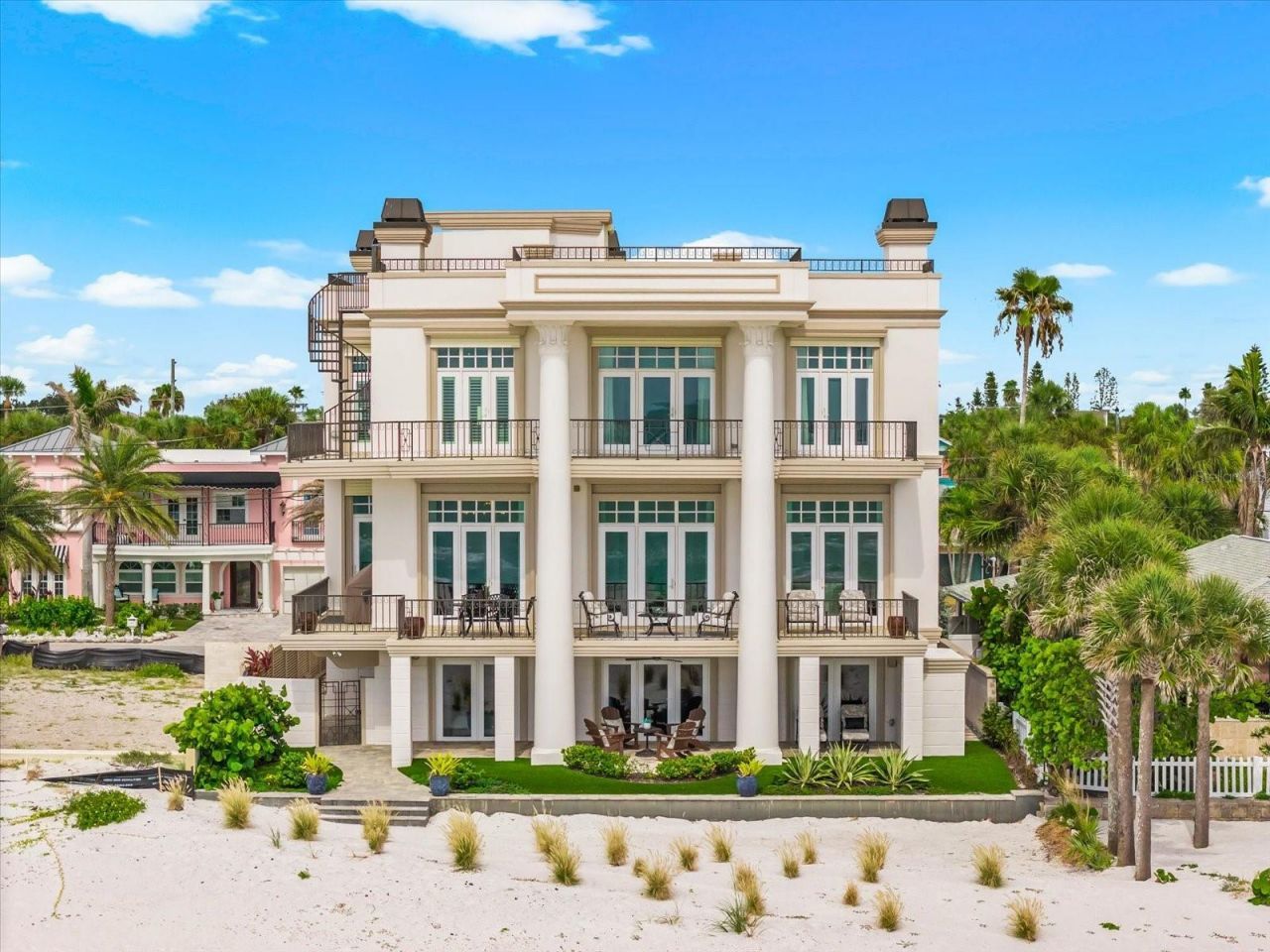 810 Eldorado Avenue, Clearwater Beach, FL 33767 Photo