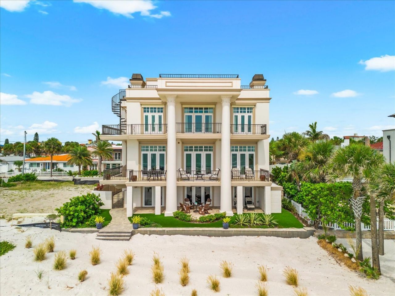 810 Eldorado Avenue, Clearwater Beach, FL 33767 Photo