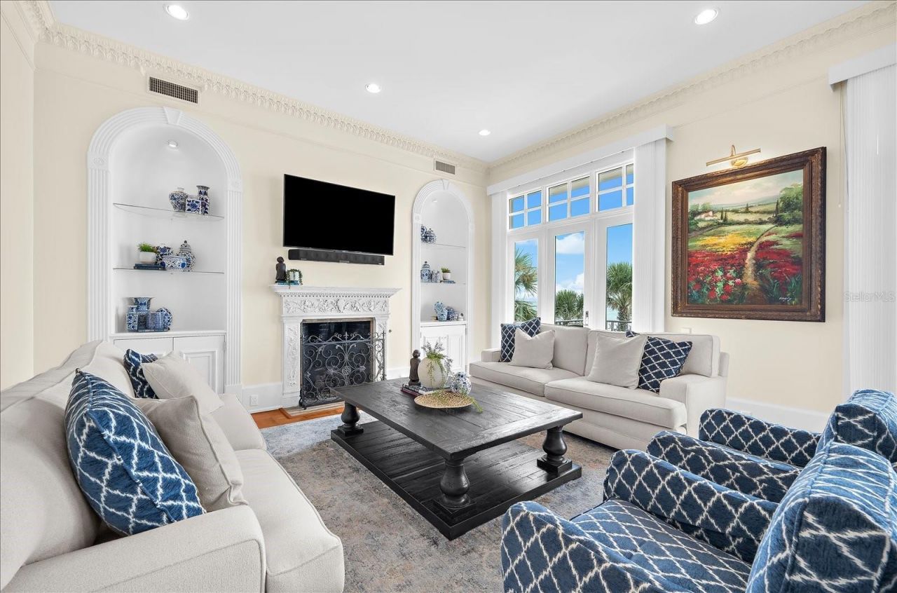 810 Eldorado Avenue, Clearwater Beach, FL 33767 Photo