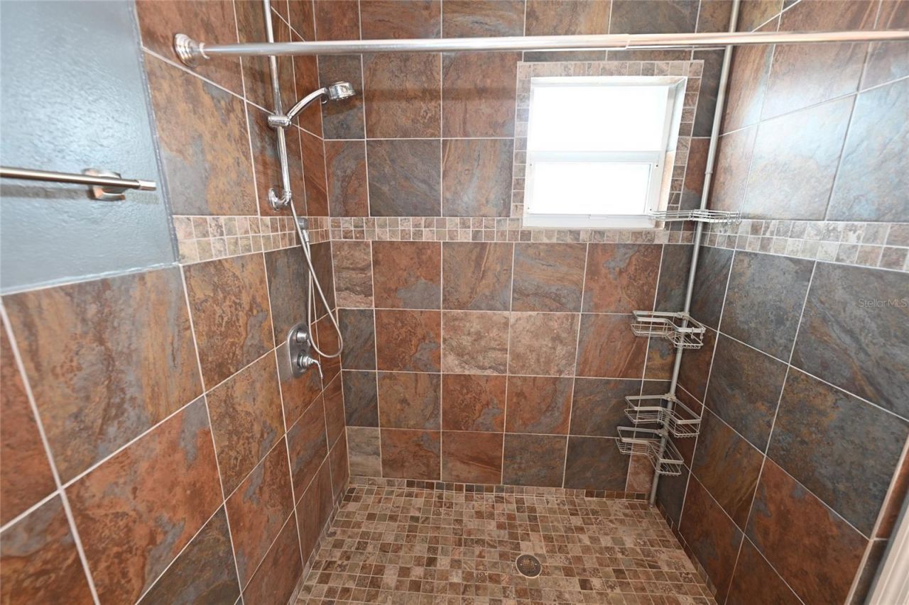 6524 Mauna Loa Boulevard, Sarasota, FL 34241 Photo