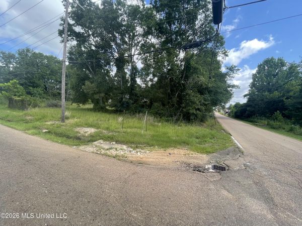 206 E Enterprise Street, Brookhaven, MS 39601