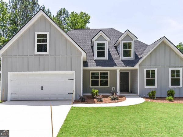 110 Fuller Court, Grantville, GA 30220