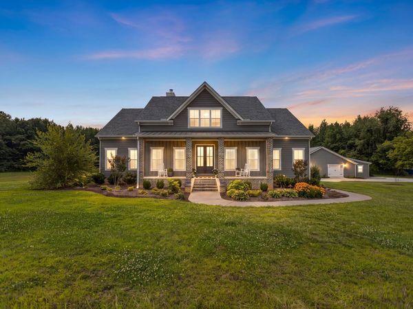 69 Meadows Rd , Hillsboro, TN 37342