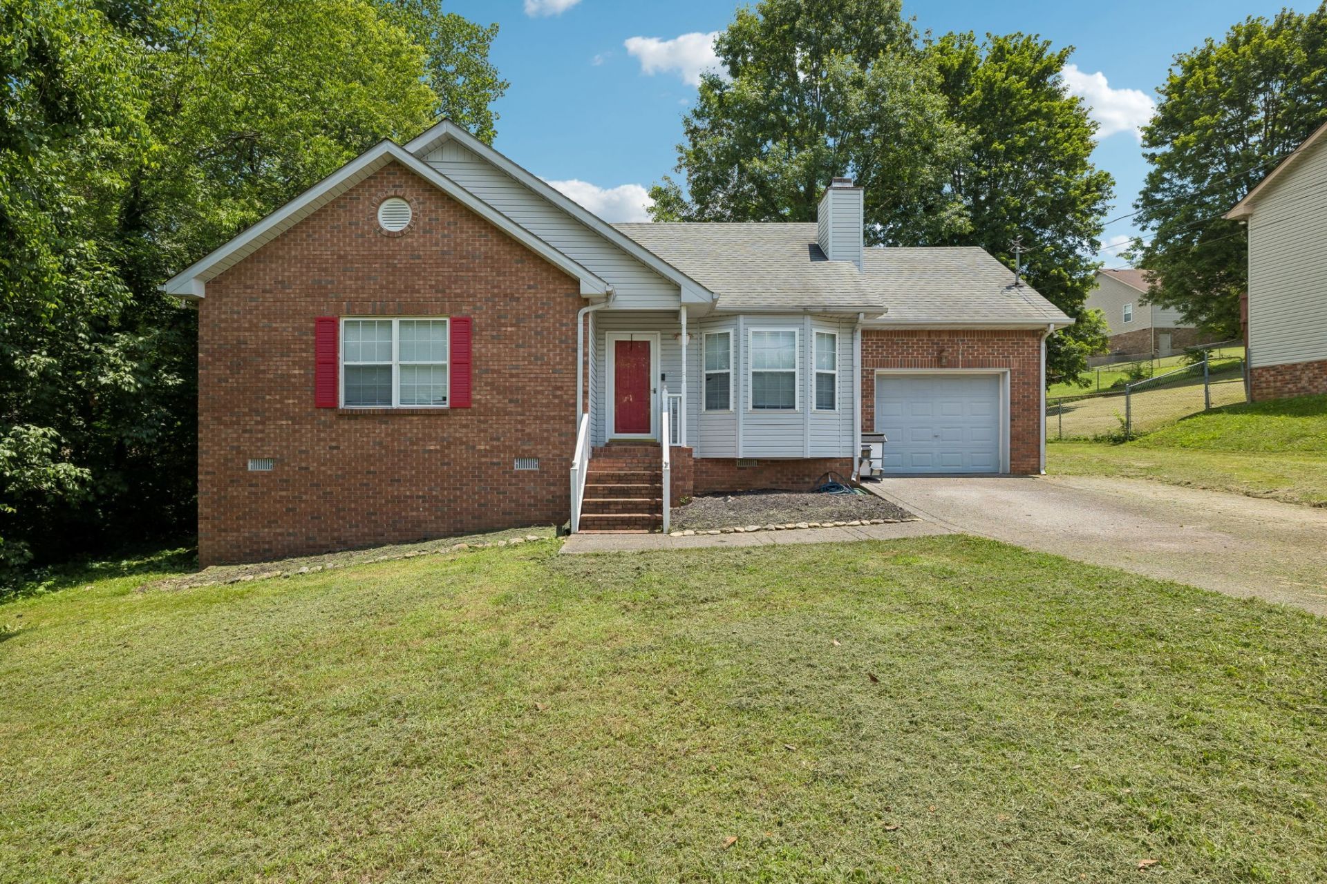 132 Cimmaron Dr, Goodlettsville, TN 37072 Main Photo