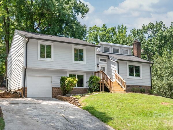 10129 Eagle Court, Charlotte, NC 28277