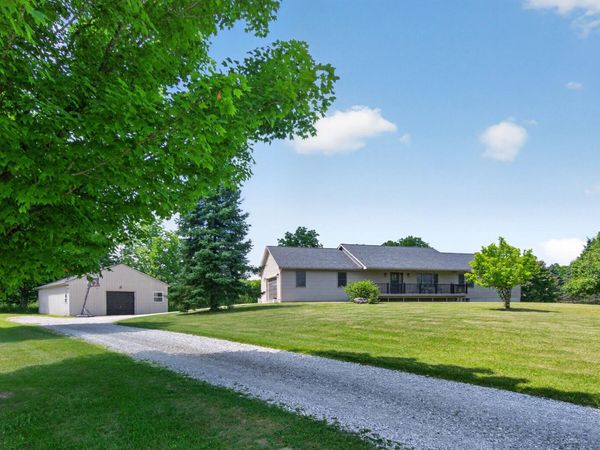 18167 W Austin Road, Manchester, MI 48158