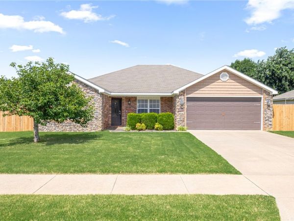 5410 Regent Road , Bentonville, AR 72713