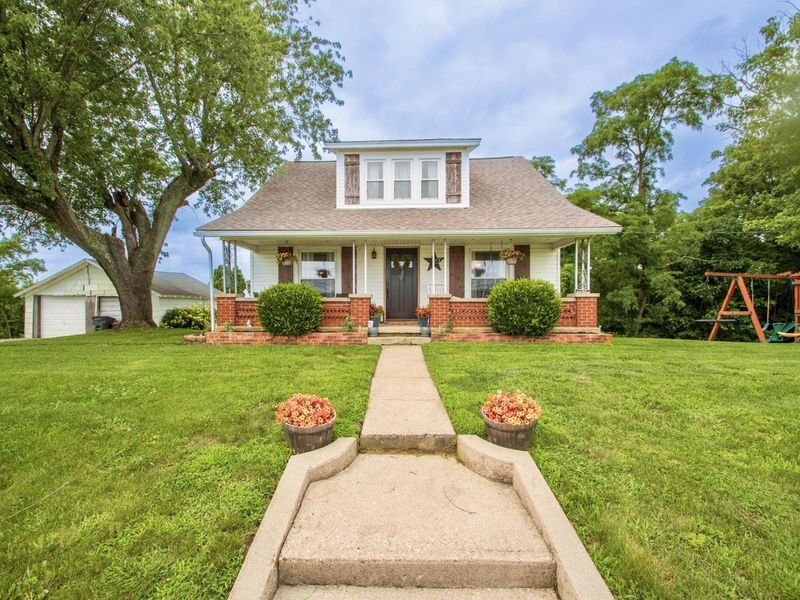 3333 KY-22, Falmouth, KY 41040 Photo 2