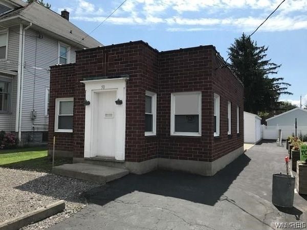 50 Lake Avenue , Buffalo, NY 14219