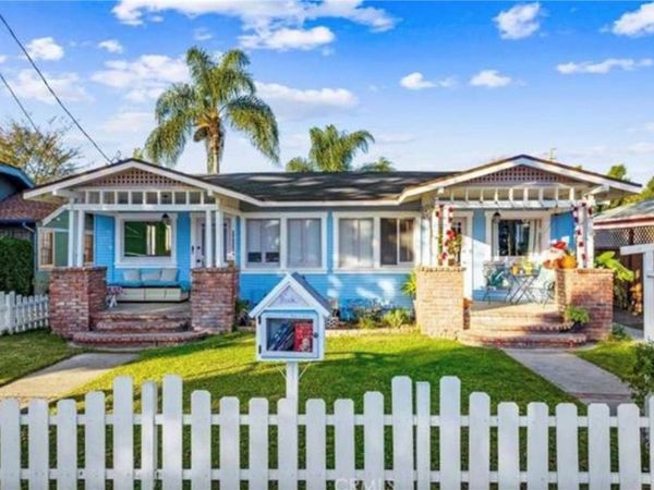 817 1/2 E Palmyra Avenue, Orange, CA 92866