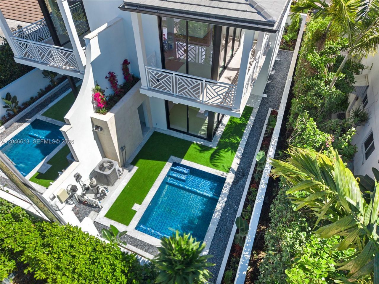 2710 S Le Jeune Rd, Coral Gables, FL 33134 Photo