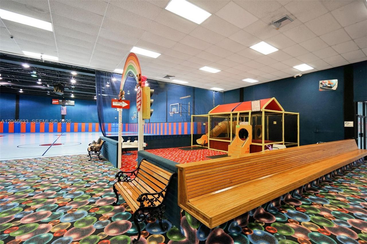 369 Lakeview Dr, Unit 203, Weston, FL 33326 Photo