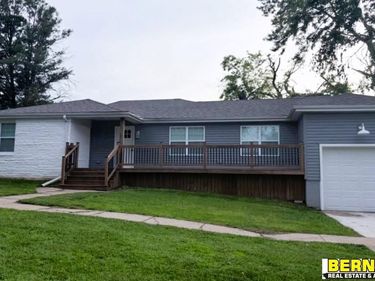 2110 L Street, Auburn, NE 68305