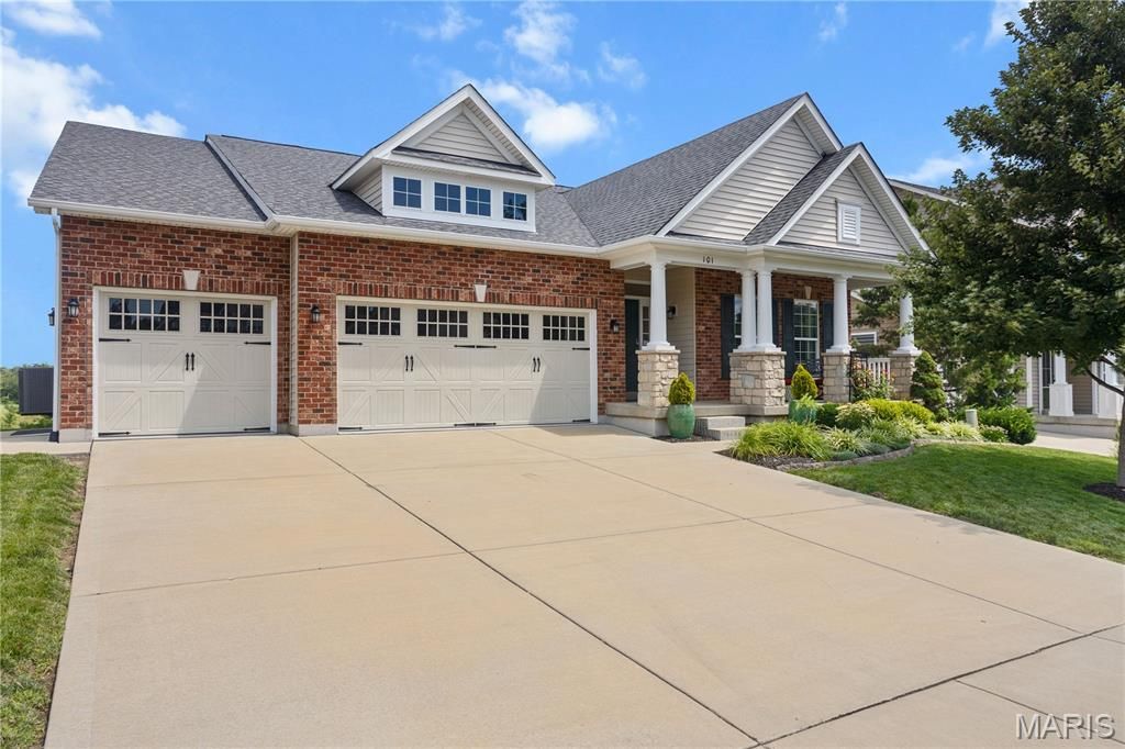 101 Countryshire Drive, Lake Saint Louis, MO 63367 Main Photo