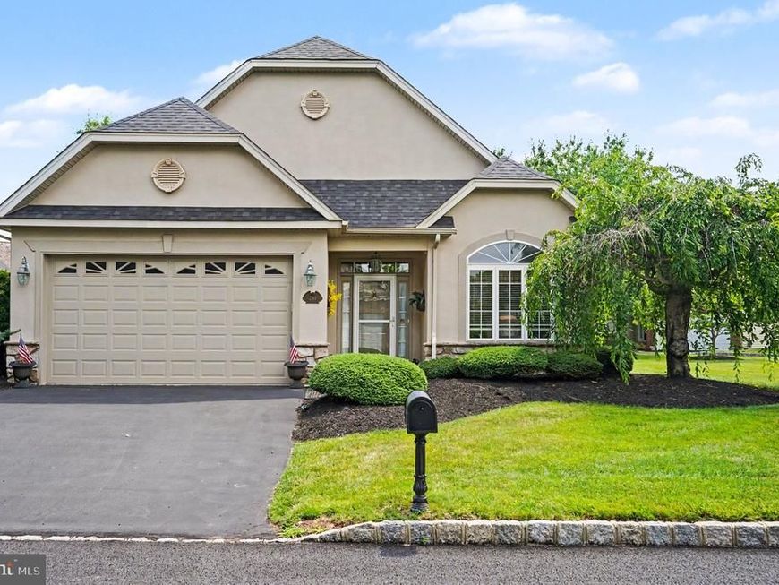 290 Kingsfield Drive, Souderton, PA 18964 Main Photo