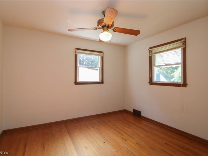 2497 Rosewae Drive, Youngstown, OH 44511 Photo 12