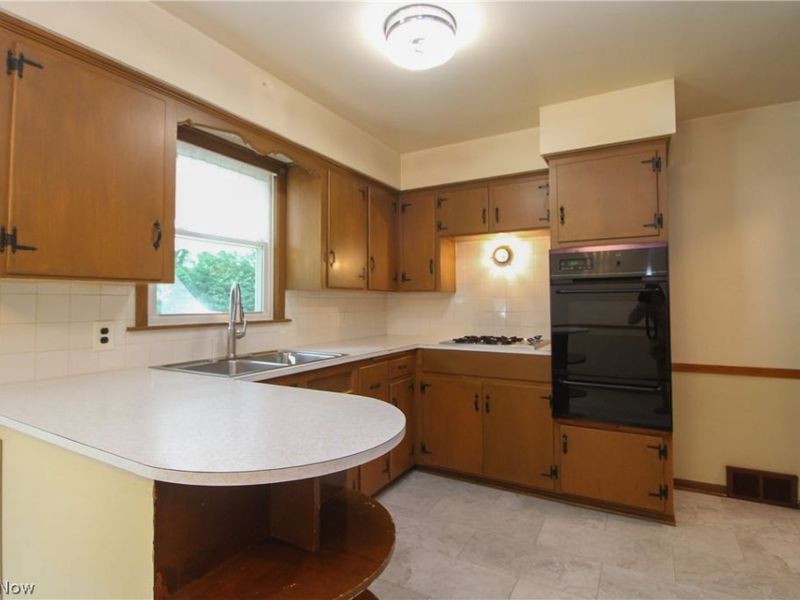 2497 Rosewae Drive, Youngstown, OH 44511 Photo 7