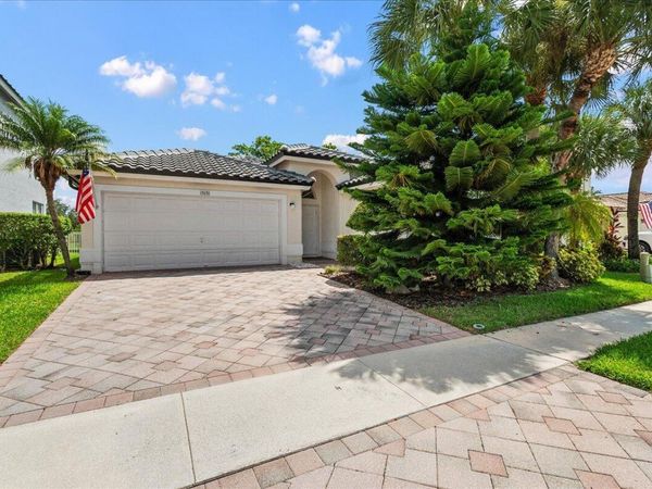 15151 Banbury Way, Wellington, FL 33414