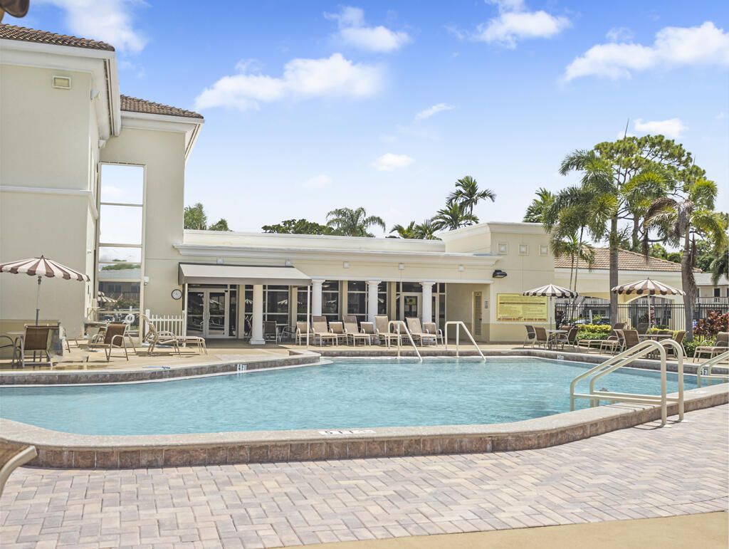 67 Sussex C, Unit 67, West Palm Beach, FL 33417 Photo