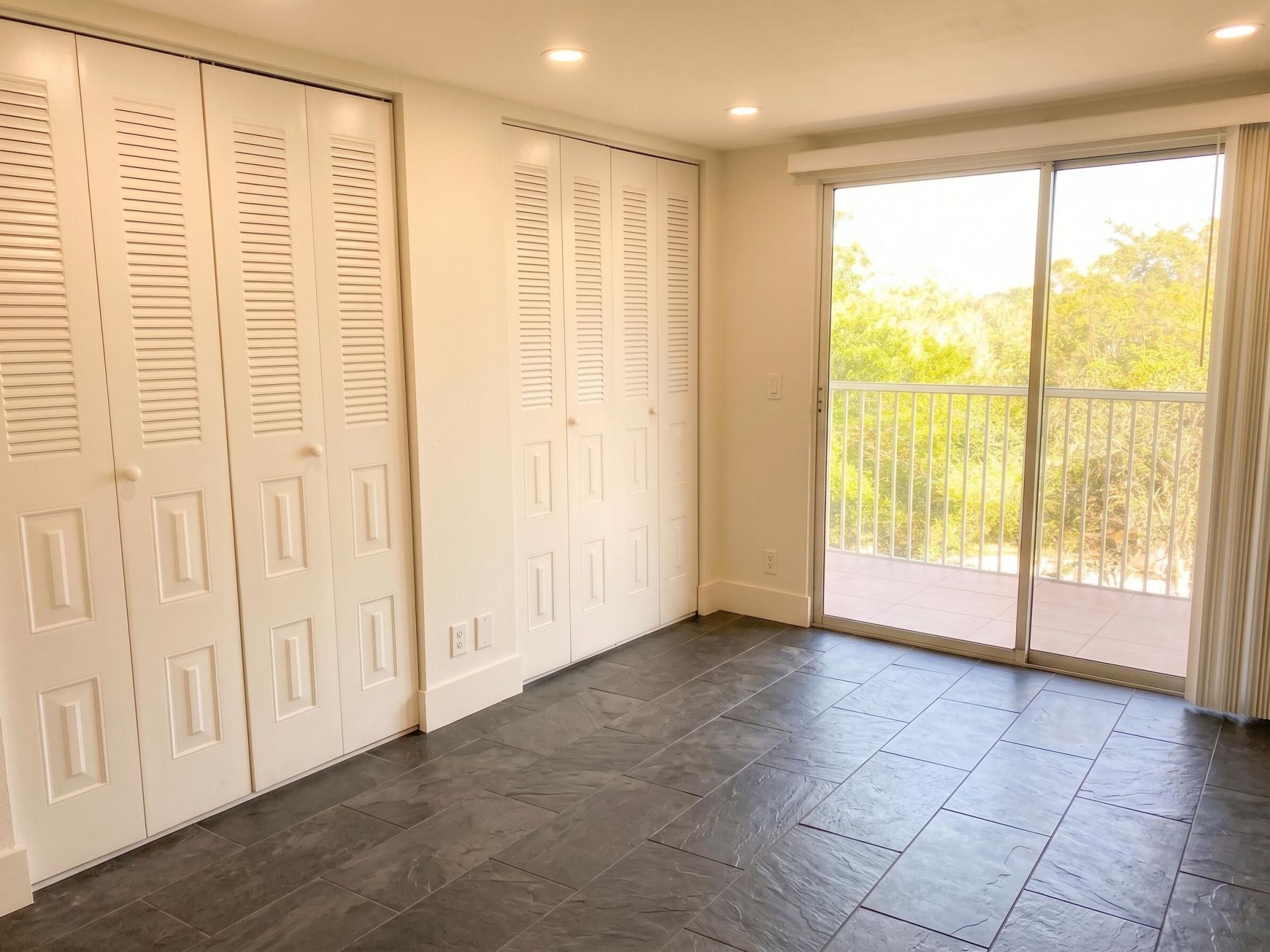 13455 SW 9th Court, Unit 404j, Pembroke Pines, FL 33027 Photo