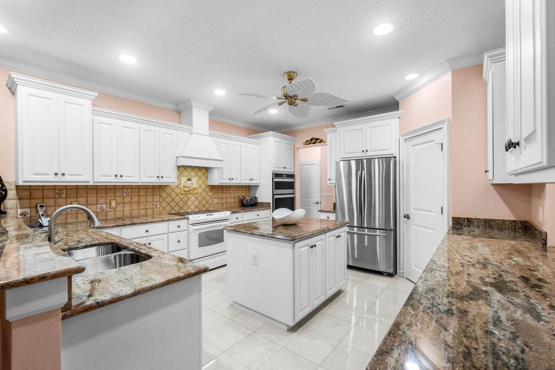 3115 Hermitage Dr. Photo 13
