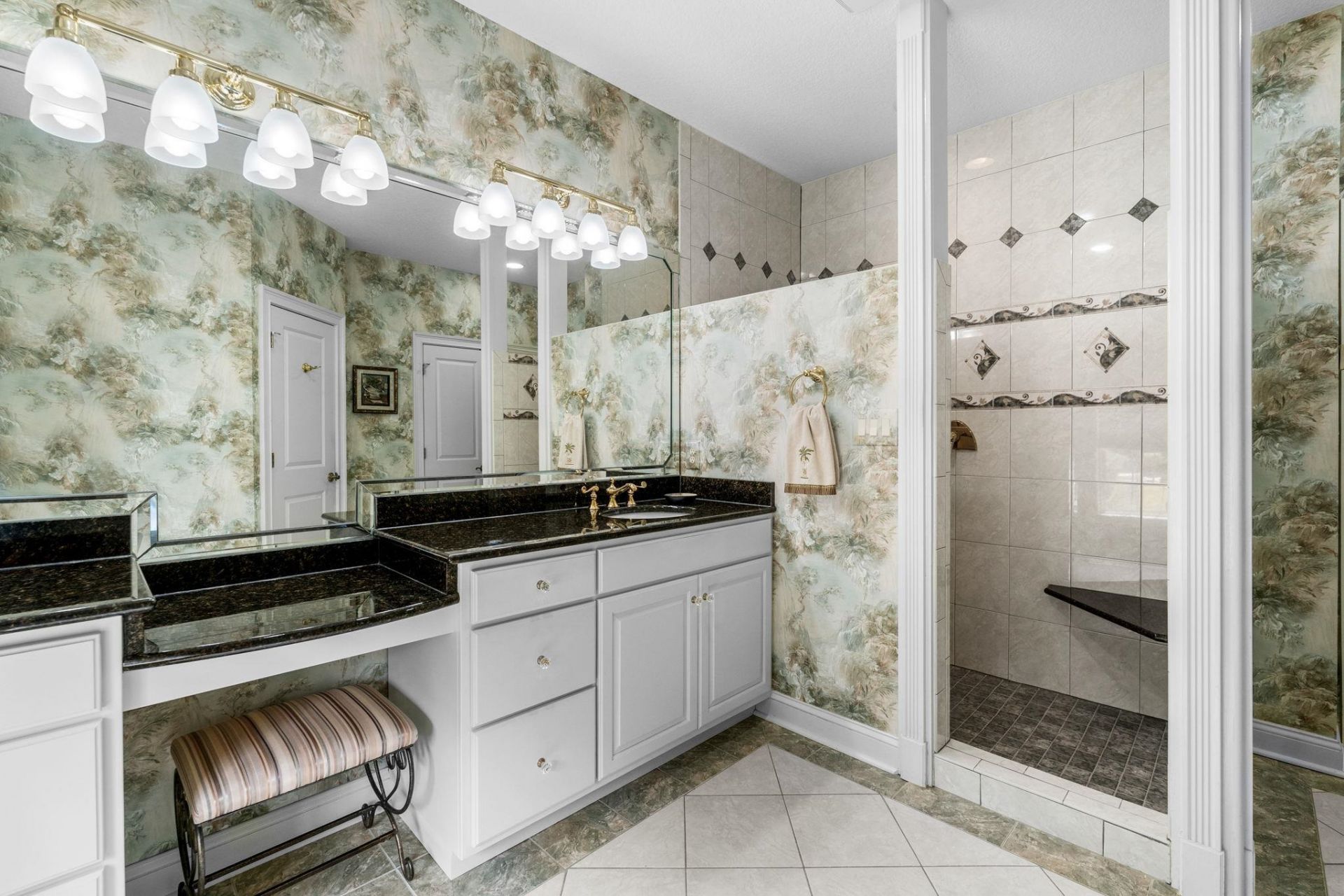 3115 Hermitage Dr. Photo 32