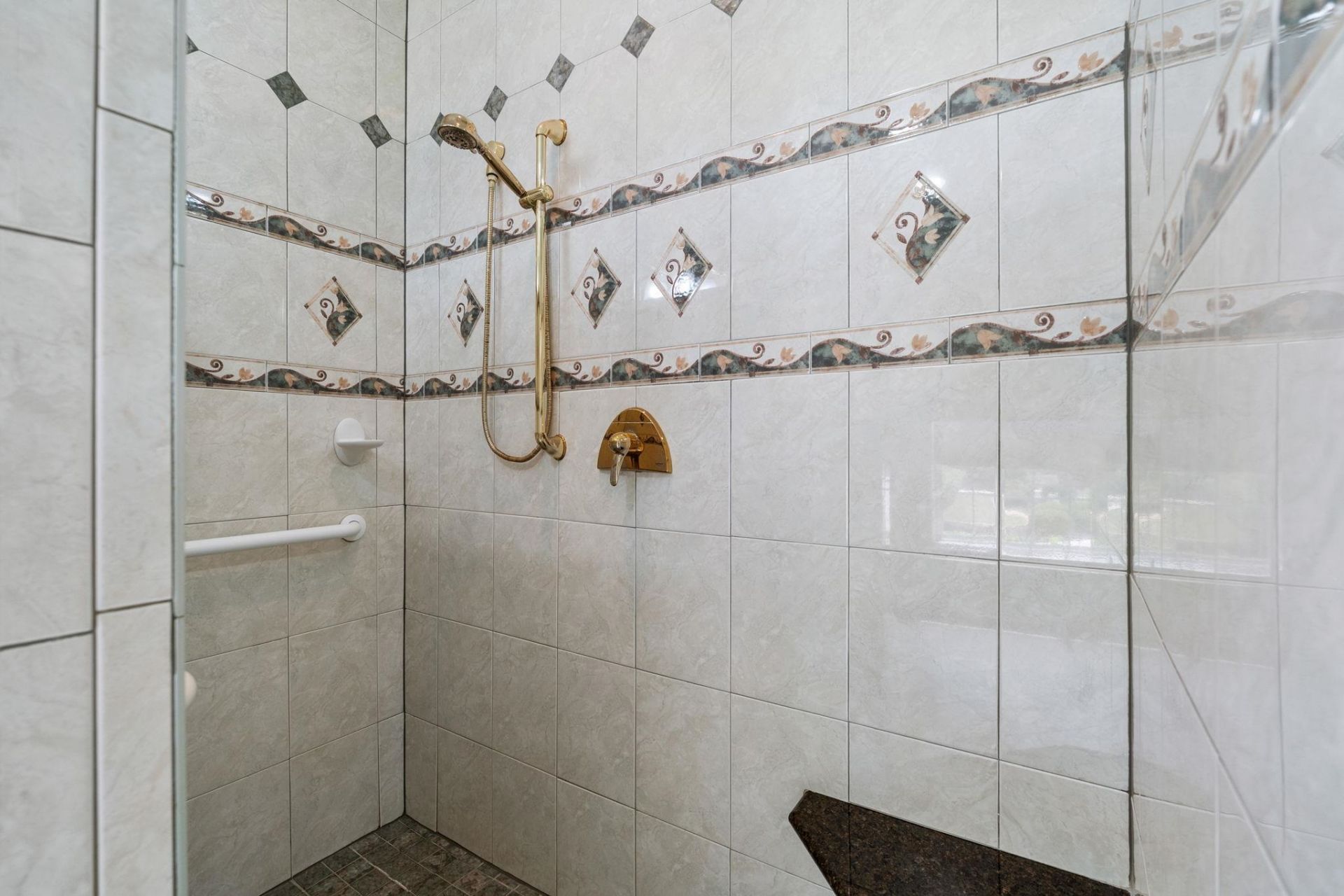 3115 Hermitage Dr. Photo 33