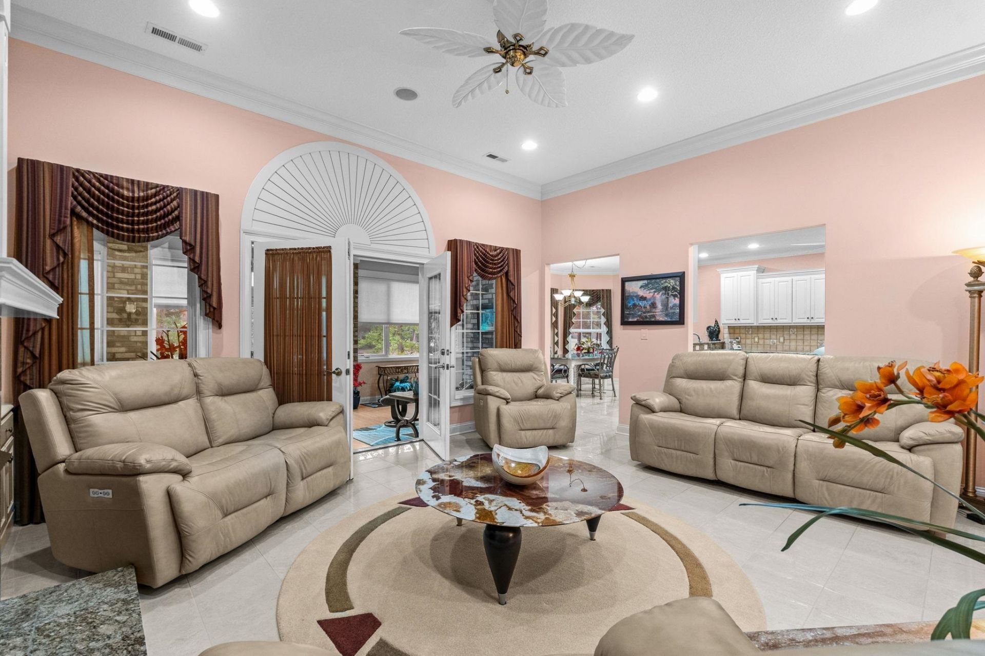 3115 Hermitage Dr. Photo 8