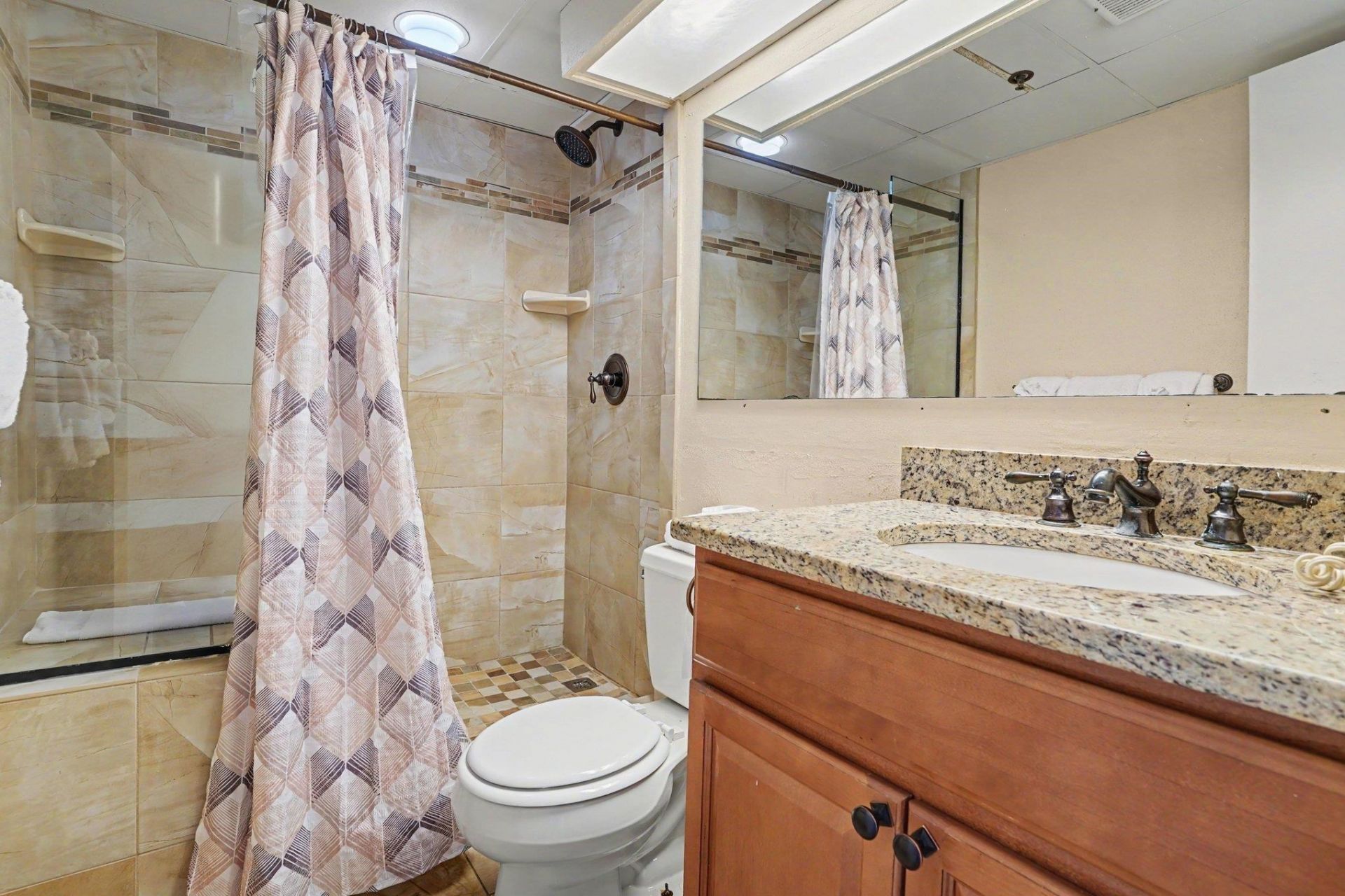 9550 Shore Dr.  Photo 20