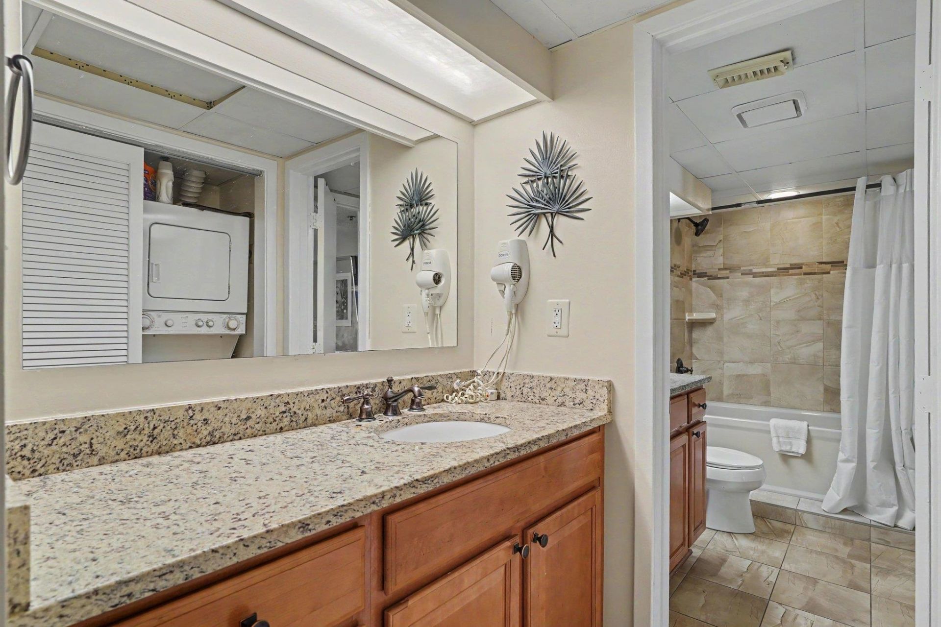 9550 Shore Dr.  Photo 9