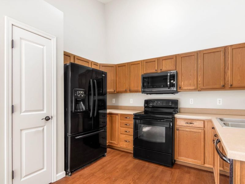 4481 Glenwood Spring Court, Columbus, OH 43228 Photo 16
