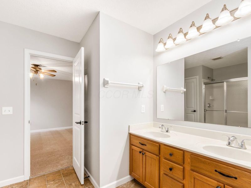 4481 Glenwood Spring Court, Columbus, OH 43228 Photo 18