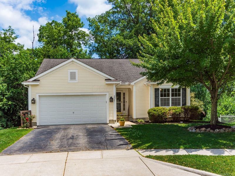 4481 Glenwood Spring Court, Columbus, OH 43228 Photo 2