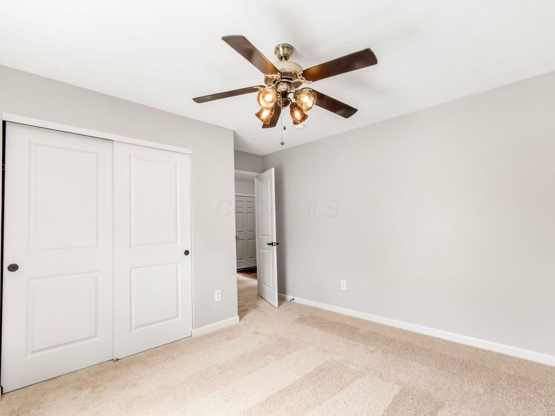 4481 Glenwood Spring Court, Columbus, OH 43228 Photo 23