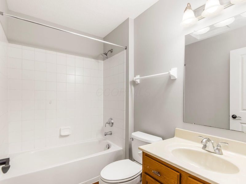 4481 Glenwood Spring Court, Columbus, OH 43228 Photo 28