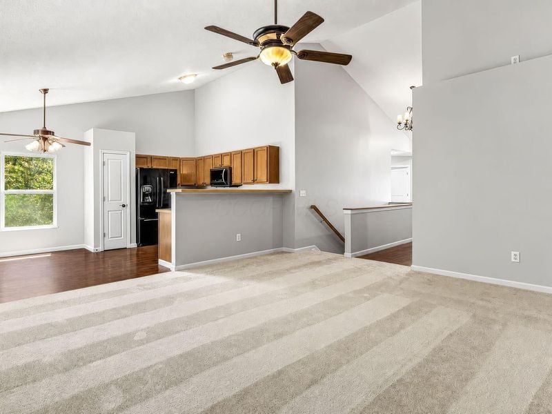 4481 Glenwood Spring Court, Columbus, OH 43228 Photo 8