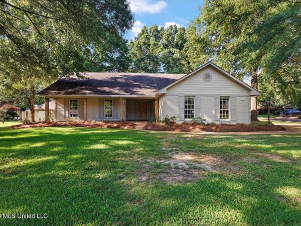 607 Huntington Drive, Madison, MS 39110