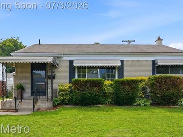 732 Hecht Drive, Madison Heights, MI 48071