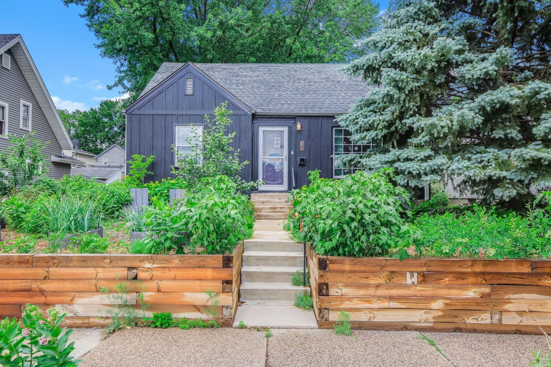 973 Galvin Avenue , West Saint Paul, MN 55118