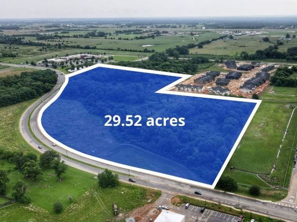 N Progress Avenue , Siloam Springs, AR 72761