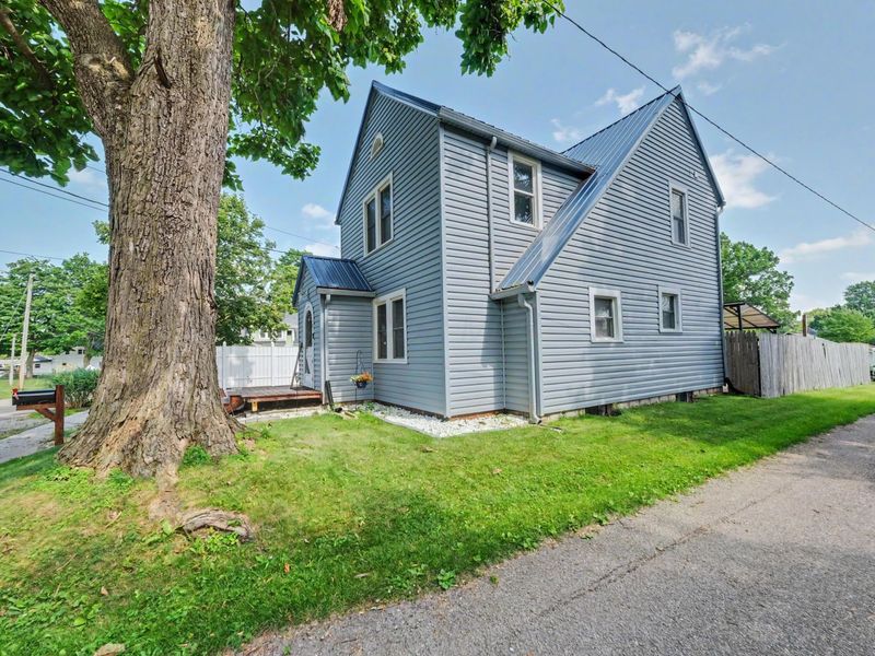 423 Erie Street, Galion, OH 44833 Photo 4