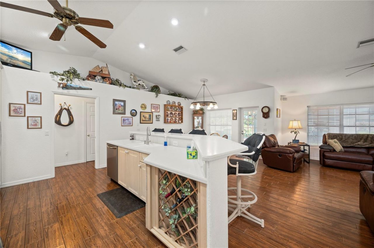 569 Rio Vista Avenue , Punta Gorda, FL 33982 Photo