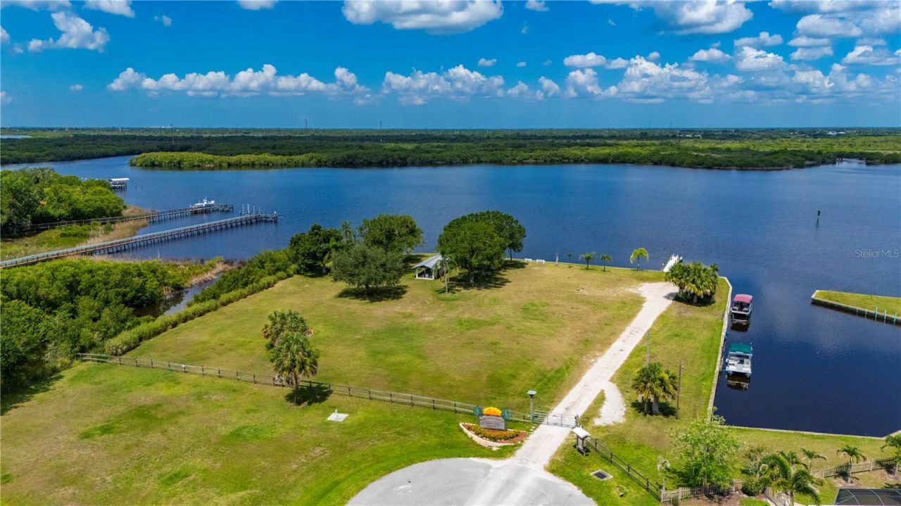 569 Rio Vista Avenue , Punta Gorda, FL 33982 Photo